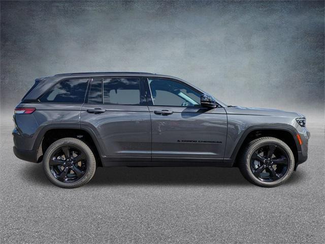 new 2025 Jeep Grand Cherokee car, priced at $48,725