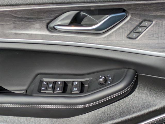new 2025 Jeep Grand Cherokee car, priced at $48,725