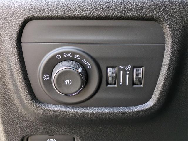 new 2025 Jeep Grand Cherokee car, priced at $48,725