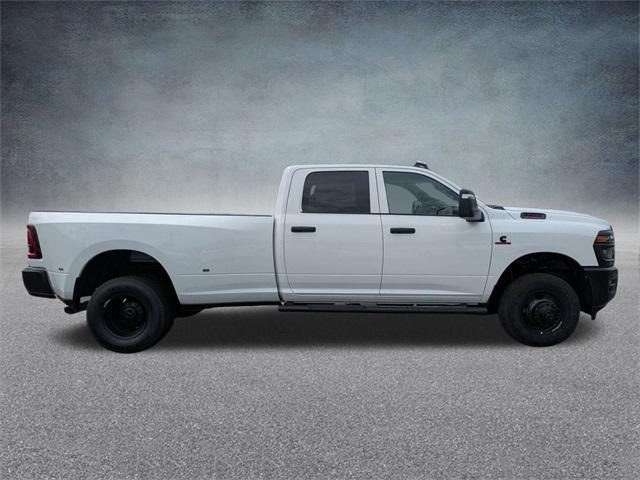 new 2025 Ram 3500 car, priced at $67,631