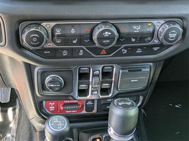new 2025 Jeep Wrangler car, priced at $48,298