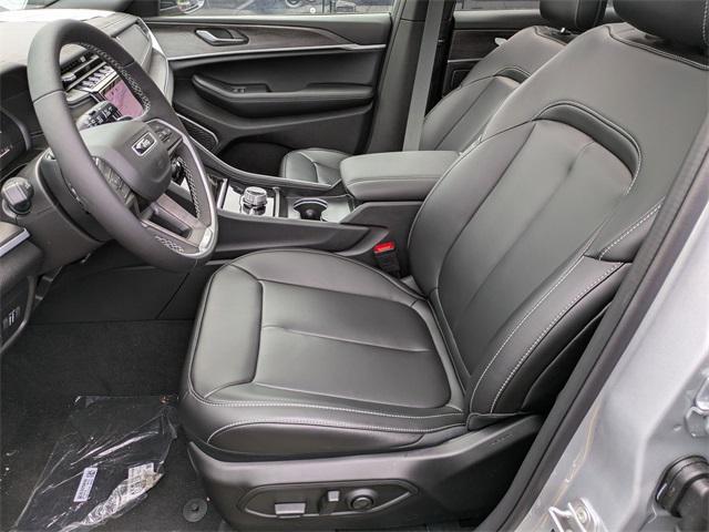 new 2025 Jeep Grand Cherokee L car, priced at $49,571