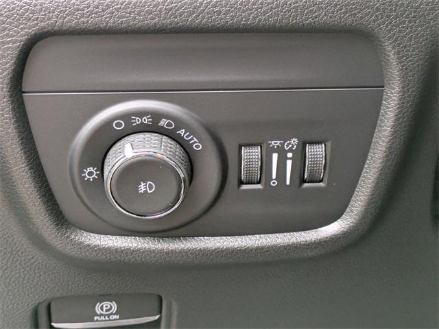new 2025 Jeep Grand Cherokee L car, priced at $49,571