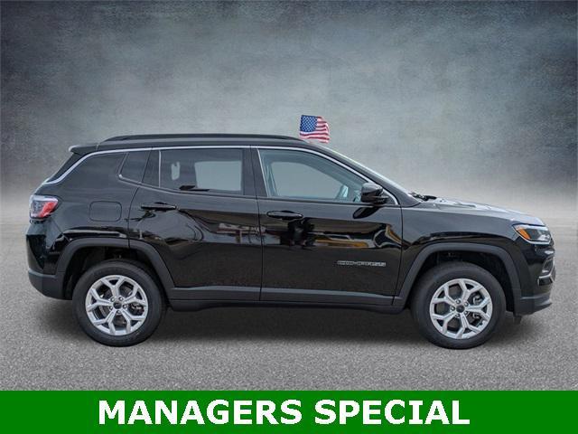 new 2025 Jeep Compass car, priced at $30,182