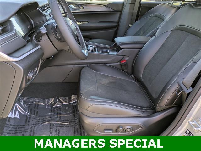 new 2025 Jeep Grand Cherokee car, priced at $38,430