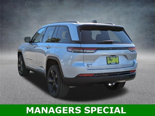 new 2025 Jeep Grand Cherokee car, priced at $38,430