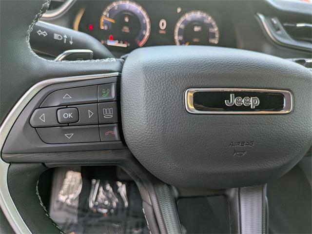 new 2025 Jeep Grand Cherokee car, priced at $38,345