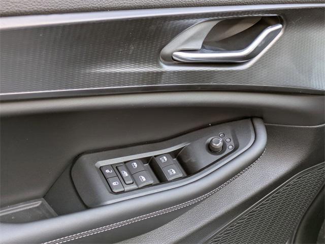 new 2025 Jeep Grand Cherokee car, priced at $40,962