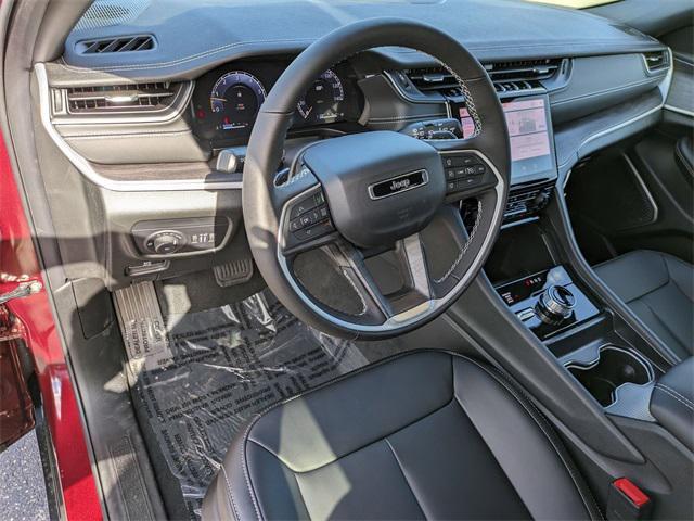 new 2025 Jeep Grand Cherokee car, priced at $48,725