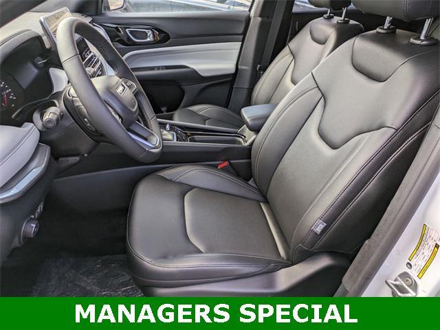 new 2025 Jeep Compass car, priced at $31,554