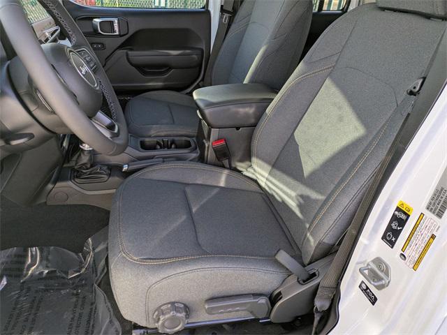 new 2025 Jeep Gladiator car, priced at $42,971