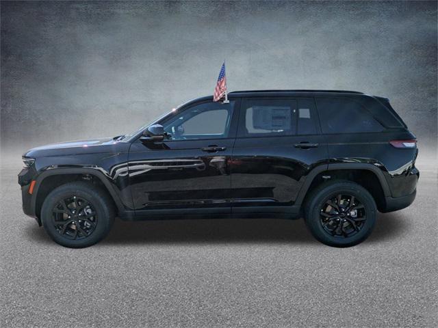 new 2025 Jeep Grand Cherokee car, priced at $39,789