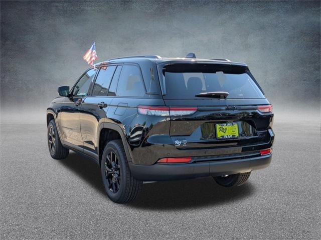 new 2025 Jeep Grand Cherokee car, priced at $39,789
