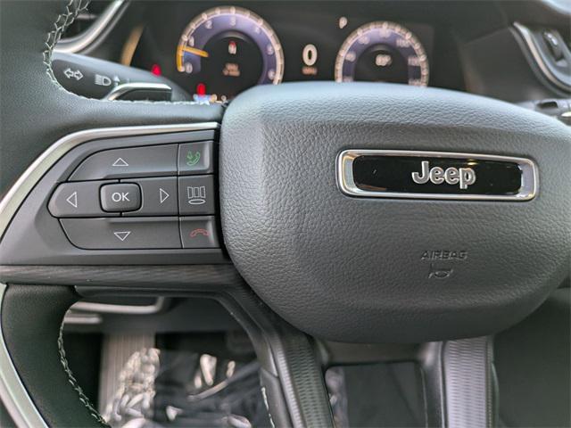 new 2025 Jeep Grand Cherokee car, priced at $39,789
