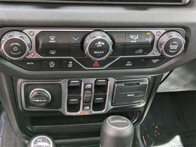 used 2025 Jeep Gladiator car, priced at $37,990