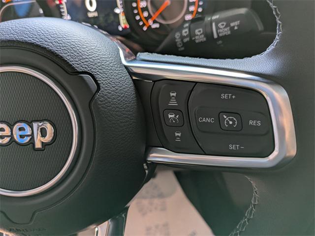 new 2025 Jeep Wrangler car, priced at $52,661