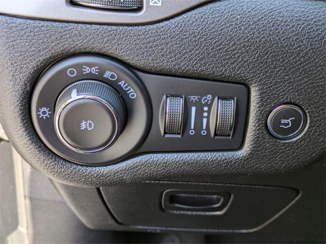 used 2021 Jeep Cherokee car, priced at $18,299