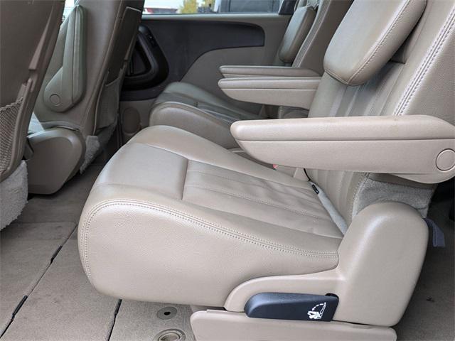 used 2014 Chrysler Town & Country car, priced at $8,790