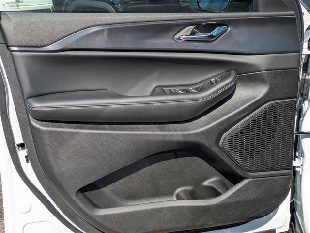 new 2025 Jeep Grand Cherokee car, priced at $42,507