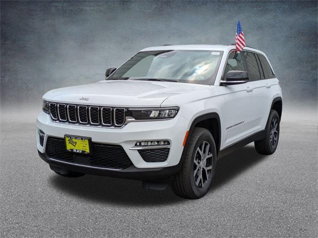 new 2025 Jeep Grand Cherokee car, priced at $41,574