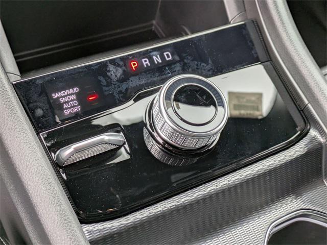 new 2025 Jeep Grand Cherokee car, priced at $47,589