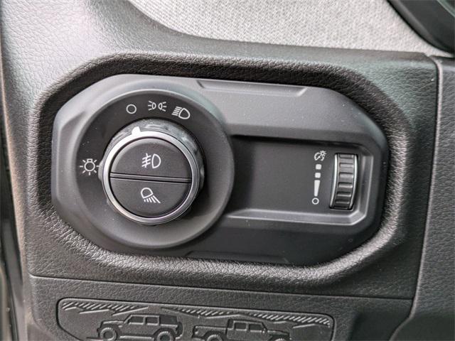 new 2025 Jeep Gladiator car, priced at $42,413