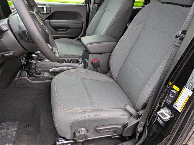 new 2025 Jeep Gladiator car, priced at $42,413