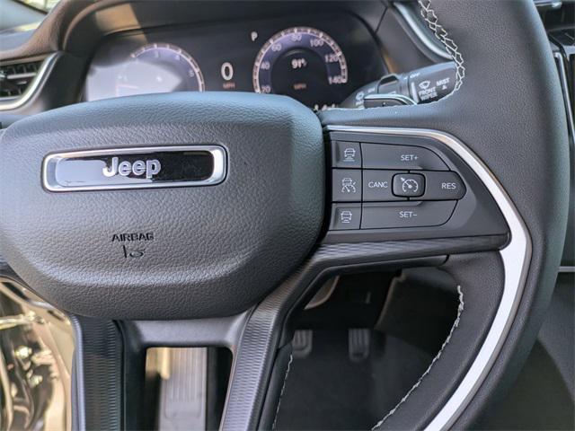 new 2025 Jeep Grand Cherokee car, priced at $47,834