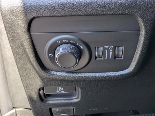 new 2025 Jeep Grand Cherokee car, priced at $47,834