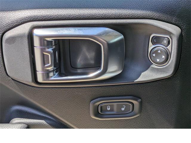 new 2025 Jeep Wrangler car, priced at $45,652