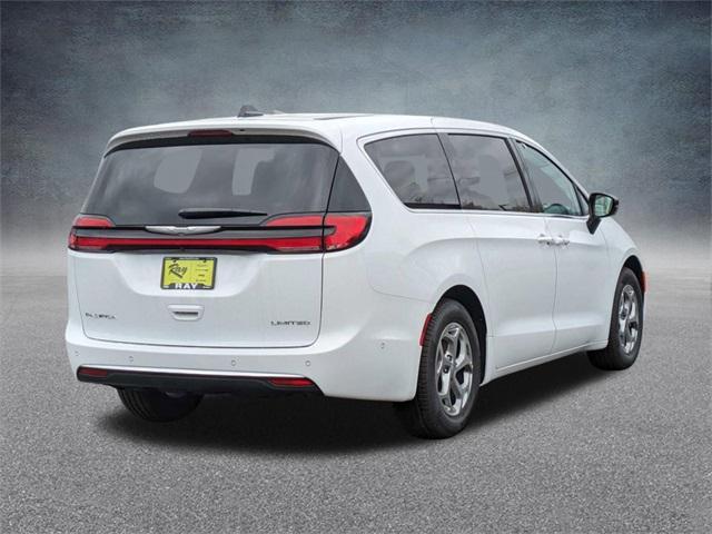 new 2024 Chrysler Pacifica car, priced at $46,592