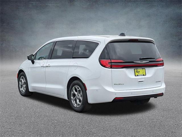 new 2024 Chrysler Pacifica car, priced at $46,592