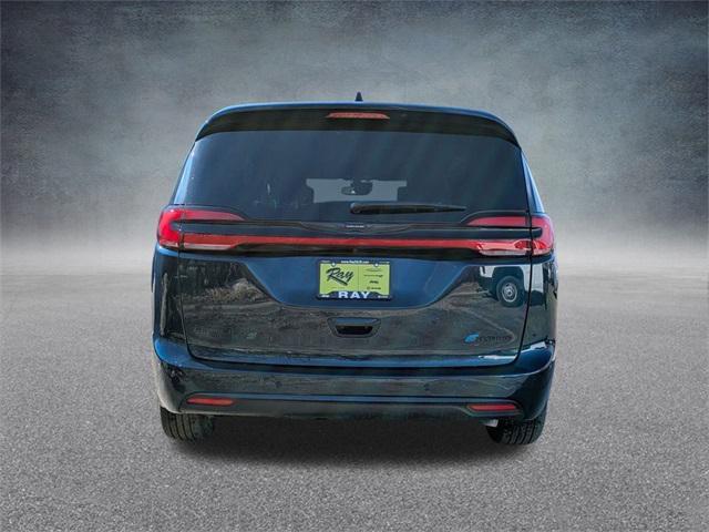 new 2025 Chrysler Pacifica Hybrid car, priced at $54,362