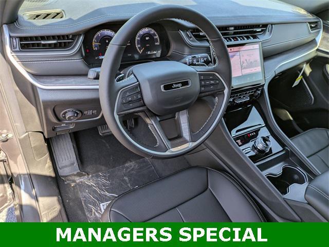 new 2025 Jeep Grand Cherokee L car, priced at $47,621