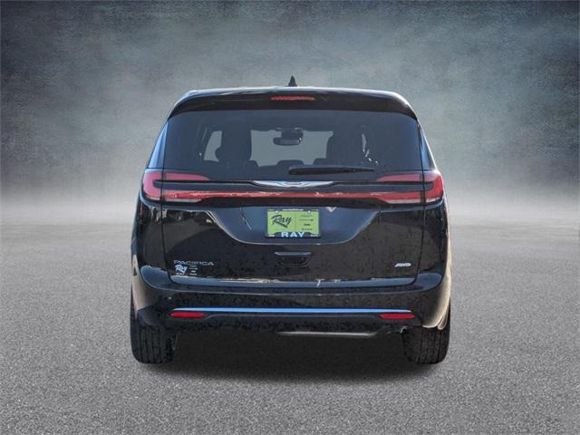 new 2025 Chrysler Pacifica car, priced at $45,087