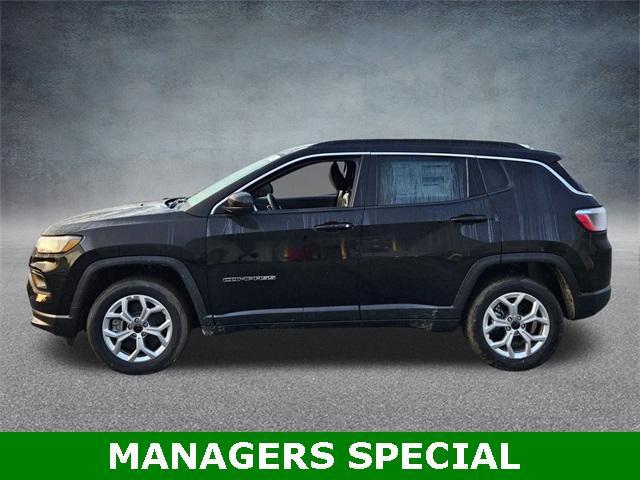 new 2025 Jeep Compass car, priced at $28,783