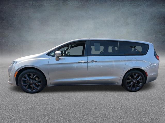 used 2020 Chrysler Pacifica car, priced at $24,987