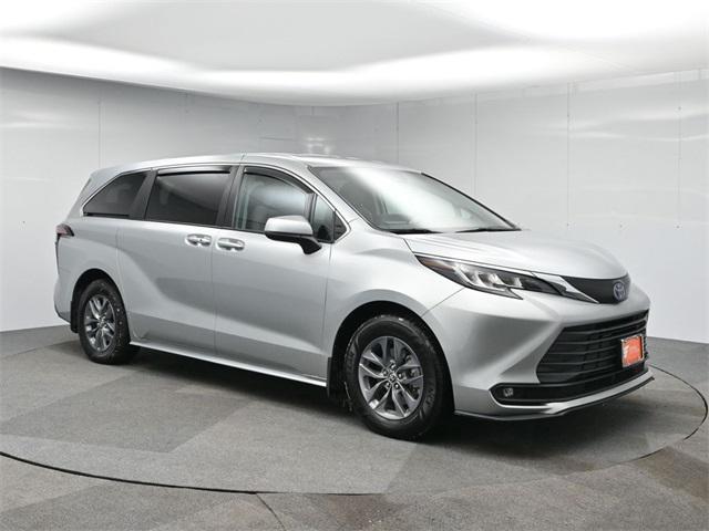 used 2022 Toyota Sienna car, priced at $29,995