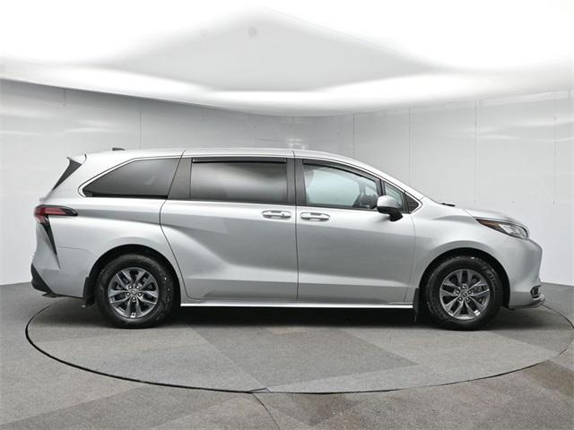 used 2022 Toyota Sienna car, priced at $29,995