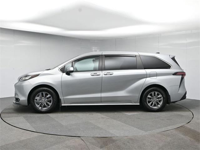 used 2022 Toyota Sienna car, priced at $29,995