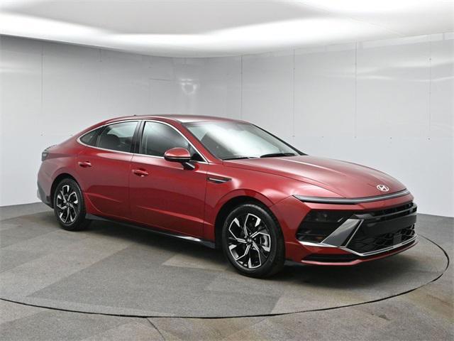 used 2024 Hyundai Sonata car, priced at $21,977