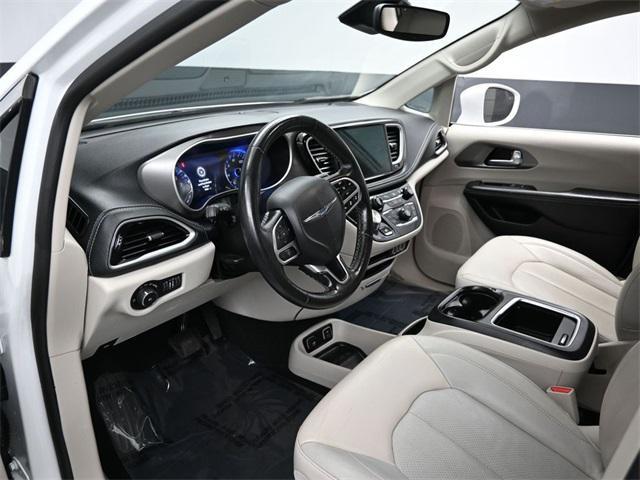 used 2021 Chrysler Pacifica car, priced at $16,395