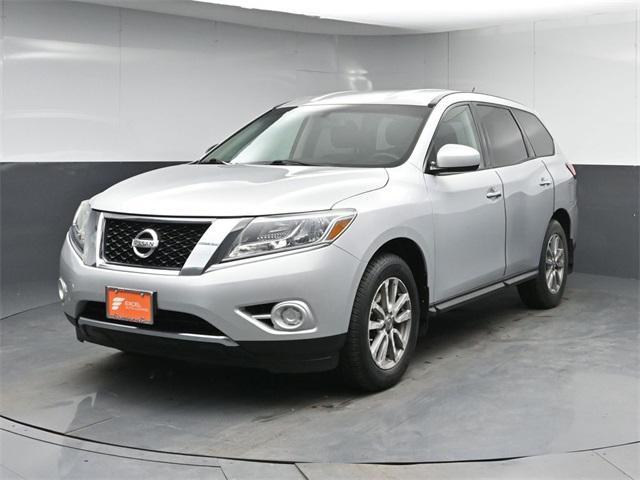 used 2015 Nissan Pathfinder car, priced at $7,395