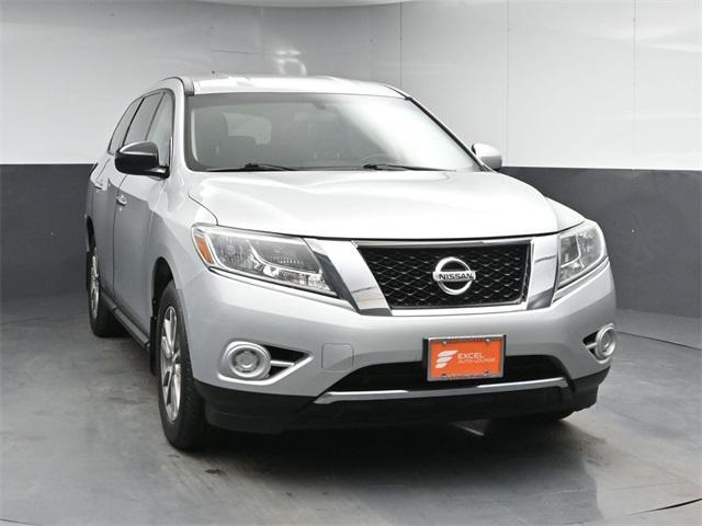 used 2015 Nissan Pathfinder car, priced at $7,395