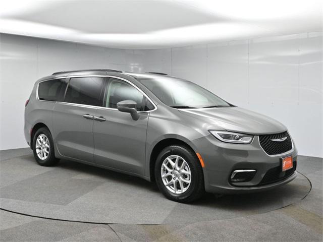 used 2022 Chrysler Pacifica car, priced at $15,830