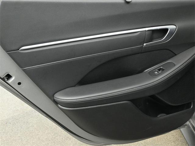 used 2022 Hyundai Sonata Hybrid car, priced at $19,984