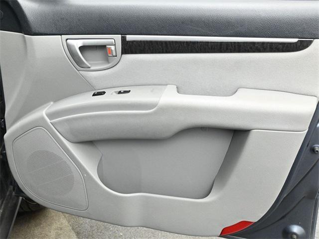 used 2009 Hyundai Santa Fe car, priced at $3,487