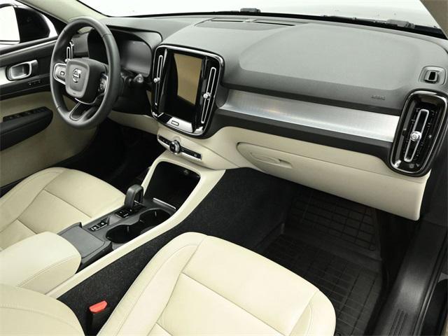 used 2022 Volvo XC40 car, priced at $22,630