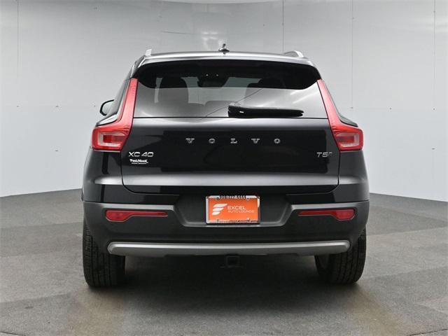 used 2022 Volvo XC40 car, priced at $22,630