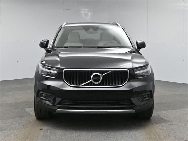 used 2022 Volvo XC40 car, priced at $22,630